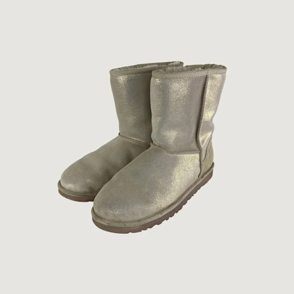 UGG Classic Short Sparkle Boots Women 6 Gold Metallic Shearling Lined Designer